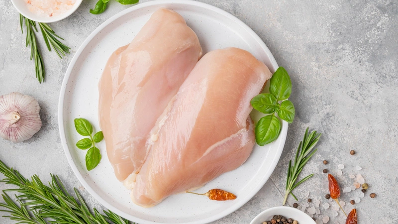 Thịt gà bao nhiêu calo? Cách ăn thịt gà tốt cho sức khỏe - Nhà thuốc FPT  Long Châu